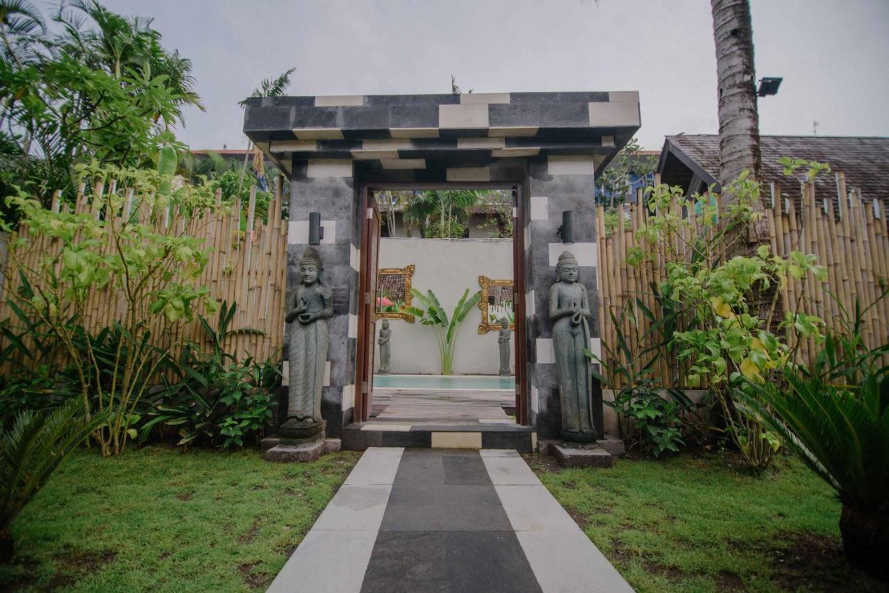 The Secret Jungle Villas Seminyak Екстериор снимка